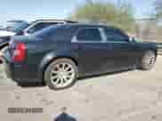 2006 Chrysler 300 C SRT-8 с VIN 2C3LA73W56H102728, выставлен на аукционе Copart как лот 63040605 с пробегом 145 411 миль миль и Чистый • Clean title. История ставок и продаж доступна на DreamBid. Изображение 3.