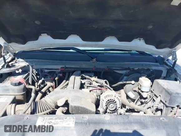 2008 GMC Sierra 1500 SL with VIN 2GTEK13C381320019, listed as a IAAI auction lot 41606093 with 211,189 mi miles and . Bid and sale history available at DreamBid. Image 10.