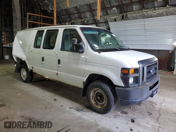 2008 Ford Econoline Cargo Commercial с VIN 1FTNE14W68DA36212, выставлен на аукционе Copart как лот 65127735 с пробегом 156 970 миль миль и Списание • Salvage title. История ставок и продаж доступна на DreamBid. Изображение 4.