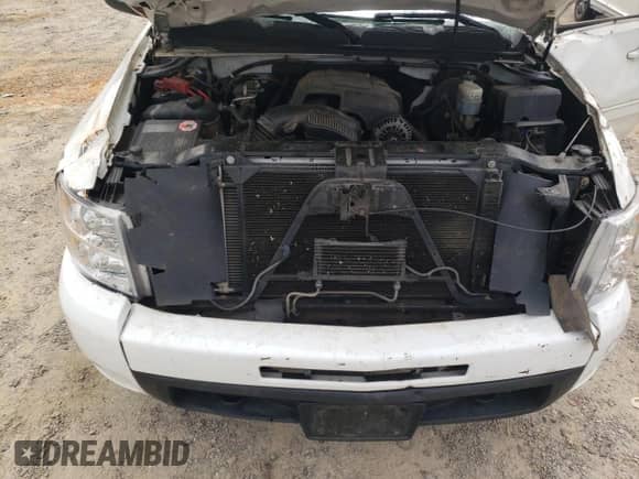 2010 Chevrolet Silverado 1500 with VIN 3GCRKTE28AG275724, listed as a Copart auction lot 76106304 with 256,790 mi miles and Salvage title. Bid and sale history available at DreamBid. Image 11.