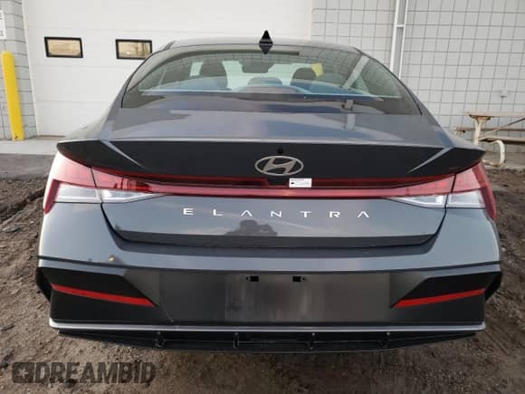 2025 Hyundai Elantra SEL Convenience с VIN KMHLS4DG8SU996323, выставлен на аукционе Copart как лот 90008285 с пробегом 9 890 миль миль и Чистый • Clean title. История ставок и продаж доступна на DreamBid. Изображение 6.