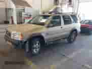 1999 Nissan Pathfinder XE z VIN JN8AR07Y1XW367944, wystawiony jako IAAI lot #42769053 z przebiegiem 124 874 mil mil oraz . Historia ofert i sprzedaży dostępna na DreamBid. Obrazek 2.