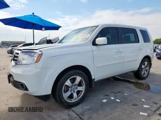 2015 Honda Pilot EX z VIN 5FNYF3H4XFB032040, wystawiony jako Copart lot #69885455 z przebiegiem 111 631 mil mil oraz Szkoda całkowita • Salvage title. Historia ofert i sprzedaży dostępna na DreamBid. Obrazek 1.