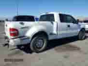 2005 Ford F-150 STX z VIN 1FTRX02W75KB65639, wystawiony jako Copart lot #82519815 z przebiegiem 151 351 mil mil oraz Szkoda całkowita • Salvage title. Historia ofert i sprzedaży dostępna na DreamBid. Obrazek 3.