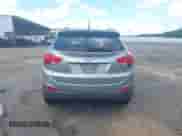 2015 Hyundai Tucson SE with VIN KM8JU3AG3FU035165, listed as a IAAI auction lot 42963011 with 128,113 mi miles and . Bid and sale history available at DreamBid. Image 16.