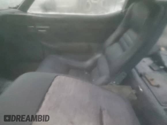 1981 Chevrolet Corvette с VIN 1G1AY8766BS403955, выставлен на аукционе Copart как лот 82468944 с пробегом Не указан миль и Чистый • Clean title. История ставок и продаж доступна на DreamBid. Изображение 8.