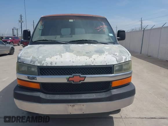 2006 Chevrolet Express Passenger с VIN 1GAHG35U461242216, выставлен на аукционе IAAI как лот 41797506 с пробегом 195 616 миль миль и . История ставок и продаж доступна на DreamBid. Изображение 6.