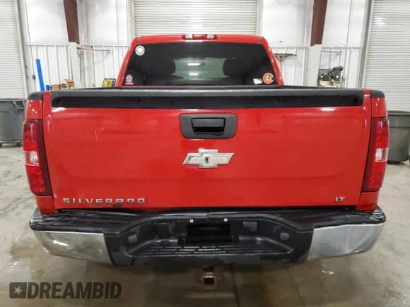 2007 Chevrolet Silverado 1500 LTZ z VIN 3GCEK13M97G512107, wystawiony jako Copart lot #63607775 z przebiegiem 215 973 mil mil oraz Szkoda całkowita • Salvage title. Historia ofert i sprzedaży dostępna na DreamBid. Obrazek 6.