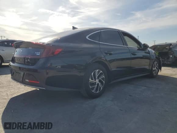 2020 Hyundai Sonata Blue с VIN KMHL24JJ0LA014027, выставлен на аукционе Copart как лот 49980905 с пробегом 116 897 миль миль и Чистый • Clean title. История ставок и продаж доступна на DreamBid. Изображение 3.