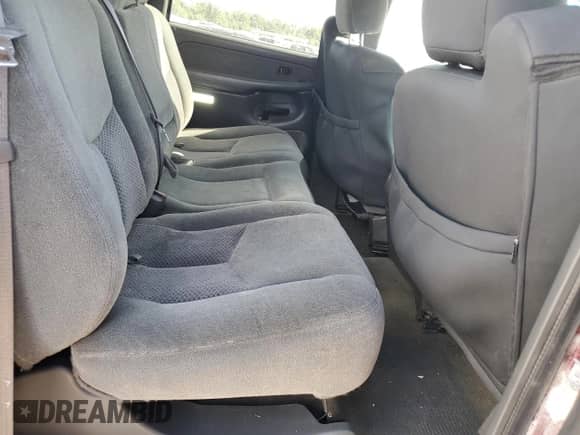 2003 Chevrolet Silverado 1500HD LS с VIN 1GCGK13U83F123575, выставлен на аукционе Copart как лот 70054325 с пробегом 204 061 миль миль и Списание • Salvage title. История ставок и продаж доступна на DreamBid. Изображение 10.