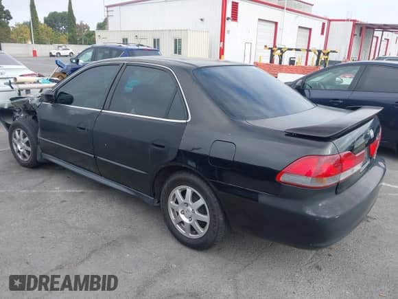2002 Honda Accord SE with VIN JHMCG66802C008396, listed as a IAAI auction lot 42850312 with Not provided miles and . Bid and sale history available at DreamBid. Image 3.