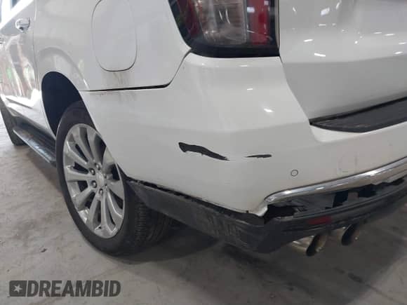 2023 Chevrolet Tahoe Premier с VIN 1GNSKSKD0PR217513, выставлен на аукционе IAAI как лот 41779222 с пробегом 55 424 миль миль и . История ставок и продаж доступна на DreamBid. Изображение 19.