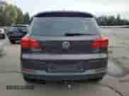 2016 Volkswagen Tiguan SEL с VIN WVGBV7AX4GW566499, выставлен на аукционе Copart как лот 86162615 с пробегом 82 210 миль миль и Списание • Salvage title. История ставок и продаж доступна на DreamBid. Изображение 6.