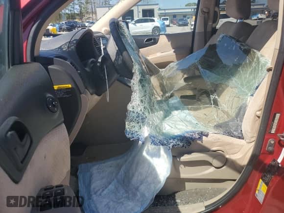 2008 Hyundai Entourage GLS с VIN KNDMC233786045066, выставлен на аукционе Copart как лот 48761135 с пробегом Не указан миль и Списание • Salvage title. История ставок и продаж доступна на DreamBid. Изображение 7.