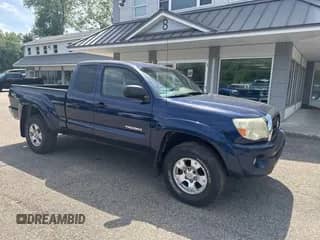 2005 Toyota Tacoma с VIN 5TEUU42N55Z093711, выставлен на аукционе IAAI как лот 42380288 с пробегом 258 777 миль миль и . История ставок и продаж доступна на DreamBid. Изображение 1.