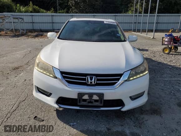 2013 Honda Accord Touring z VIN 1HGCR3F98DA044307, wystawiony jako Copart lot #71934505 z przebiegiem 150 310 mil mil oraz Szkoda całkowita • Salvage title. Historia ofert i sprzedaży dostępna na DreamBid. Obrazek 5.