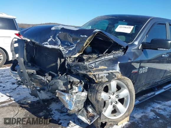 2016 Ram 1500 Big Horn с VIN 1C6RR7LT9GS139187, выставлен на аукционе IAAI как лот 41358428 с пробегом 117 158 миль миль и . История ставок и продаж доступна на DreamBid. Изображение 6.