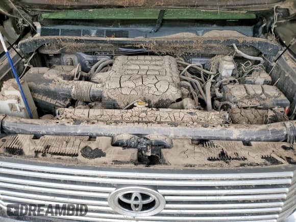 2017 Toyota Tundra Limited with VIN 5TFFW5F18HX227428, listed as a Copart auction lot 64666715 with 128,537 mi miles and Salvage title. Bid and sale history available at DreamBid. Image 11.