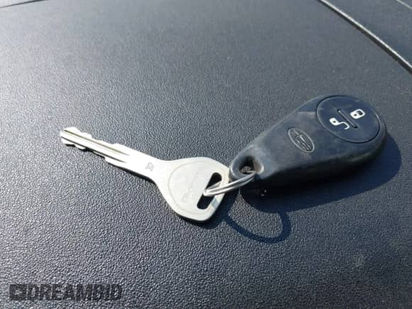 2005 Subaru Forester XS with VIN JF1SG65625H724811, listed as a IAAI auction lot 43100688 with 325,137 mi miles and . Bid and sale history available at DreamBid. Image 11.