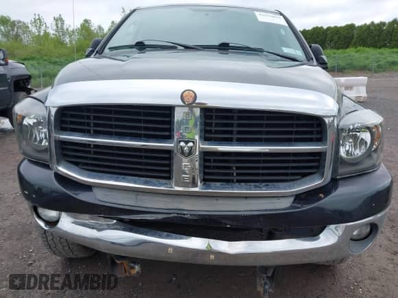 2006 Dodge 2500 SLT z VIN 1D7KS28D66J202470, wystawiony jako IAAI lot #42279874 z przebiegiem 77 259 mil mil oraz . Historia ofert i sprzedaży dostępna na DreamBid. Obrazek 6.
