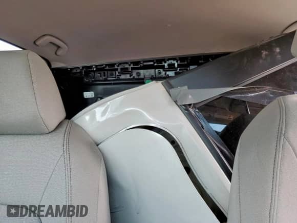 2024 Honda HR-V LX z VIN 3CZRZ1H34RM739751, wystawiony jako Copart lot #71668765 z przebiegiem Nie podano mil oraz Szkoda całkowita • Salvage title. Historia ofert i sprzedaży dostępna na DreamBid. Obrazek 10.