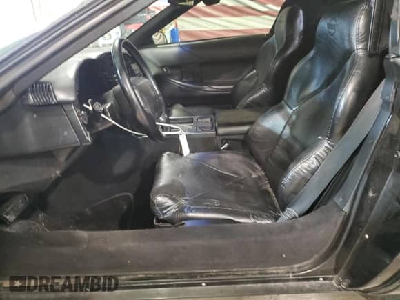 1994 Chevrolet Corvette with VIN 1G1YY32P8R5103280, listed as a Copart auction lot 83605404 with 116,481 mi miles and Clean title. Bid and sale history available at DreamBid. Image 7.