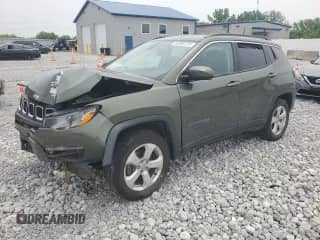 2020 Jeep Compass Altitude с VIN 3C4NJDBB7LT230618, выставлен на аукционе Copart как лот 60896775 с пробегом 94 632 миль миль и Списание • Salvage title. История ставок и продаж доступна на DreamBid. Изображение 1.