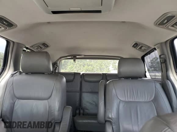 2006 Toyota Sienna XLE z VIN 5TDZA22C86S564606, wystawiony jako Copart lot #63309105 z przebiegiem 186 965 mil mil oraz Szkoda całkowita • Salvage title. Historia ofert i sprzedaży dostępna na DreamBid. Obrazek 10.