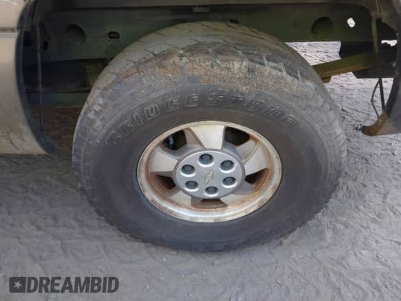 1999 Chevrolet Silverado 1500 LS with VIN 2GCEK19T6X1210572, listed as a IAAI auction lot 43155259 with 207,027 mi miles and . Bid and sale history available at DreamBid. Image 12.
