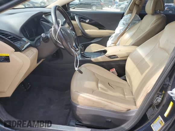 2013 Hyundai Azera с VIN KMHFG4JG4DA218415, выставлен на аукционе Copart как лот 68215905 с пробегом 117 988 миль миль и Списание • Salvage title. История ставок и продаж доступна на DreamBid. Изображение 7.