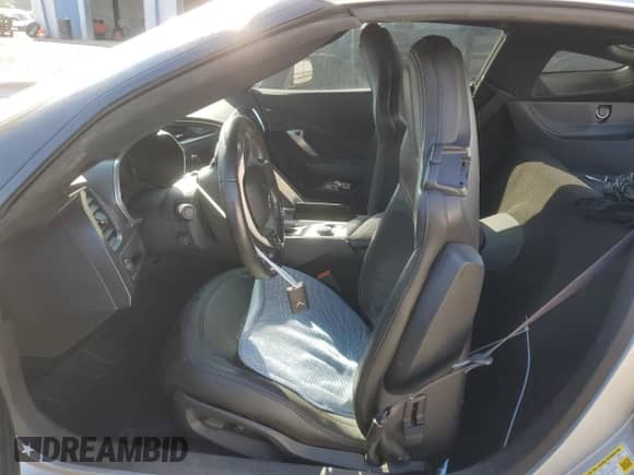 2016 Chevrolet Corvette Z51 1LT с VIN 1G1YH2D73G5123716, выставлен на аукционе Copart как лот 67186674 с пробегом Не указан миль и Списание • Salvage title. История ставок и продаж доступна на DreamBid. Изображение 7.