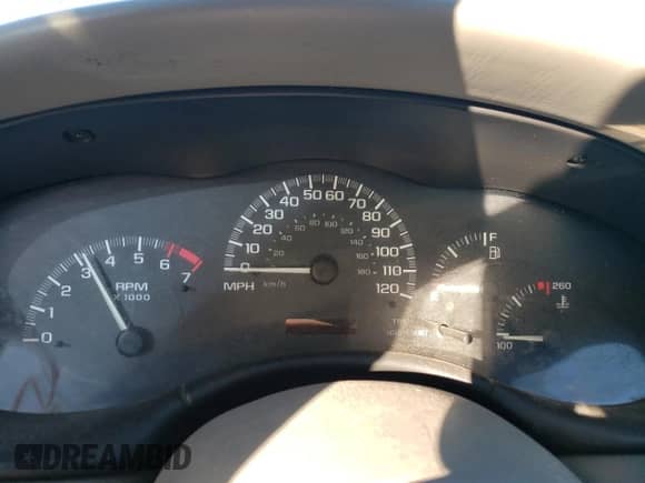 2004 Chevrolet Malibu Classic с VIN 1G1ND52F54M663967, выставлен на аукционе Copart как лот 55637805 с пробегом Не указан миль и Списание • Salvage title. История ставок и продаж доступна на DreamBid. Изображение 9.
