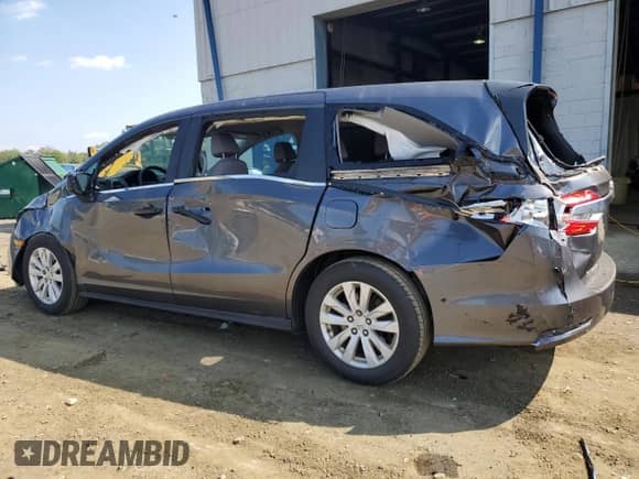 2018 Honda Odyssey LX with VIN 5FNRL6H26JB084304, listed as a Copart auction lot 81229585 with 110,204 mi miles and Salvage title. Bid and sale history available at DreamBid. Image 2.