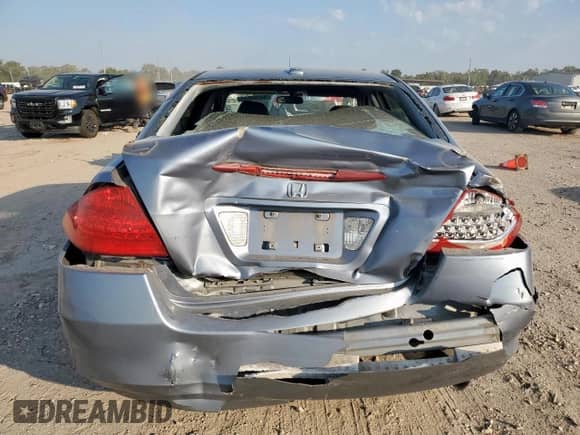 2007 Honda Accord EX с VIN 1HGCM56767A162532, выставлен на аукционе Copart как лот 84296545 с пробегом 290 469 миль миль и Списание • Salvage title. История ставок и продаж доступна на DreamBid. Изображение 6.