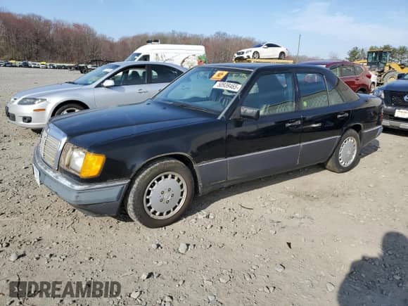 1993 Mercedes-Benz 300 с VIN WDBEB28E6PB878265, выставлен на аукционе Copart как лот 50939465 с пробегом 229 635 миль миль и Чистый • Clean title. История ставок и продаж доступна на DreamBid. Изображение 1.