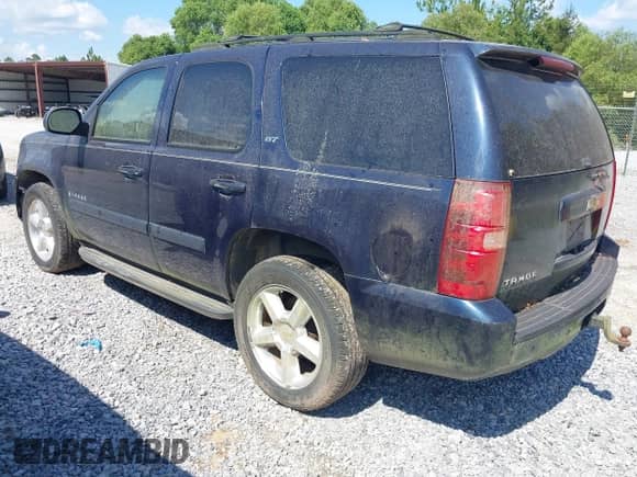 2007 Chevrolet Tahoe LT with VIN 1GNFC13097R232225, listed as a IAAI auction lot 42934650 with 268,502 mi miles and . Bid and sale history available at DreamBid. Image 3.