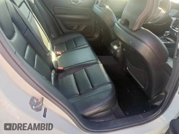 2019 Volvo S60 Momentum с VIN 7JR102FK5KG016375, выставлен на аукционе Copart как лот 84942835 с пробегом 61 182 миль миль и Списание • Salvage title. История ставок и продаж доступна на DreamBid. Изображение 10.