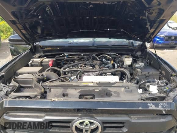 2024 Toyota Tacoma SR5 with VIN 3TMLB5JN4RM054958, listed as a IAAI auction lot 43047601 with 15,429 mi miles and . Bid and sale history available at DreamBid. Image 10.