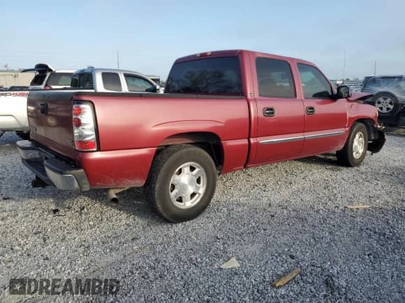 2006 GMC Sierra 1500 SLE2 with VIN 2GTEC13Z261273550, listed as a Copart auction lot 57550045 with 154,249 mi miles and Salvage title. Bid and sale history available at DreamBid. Image 3.