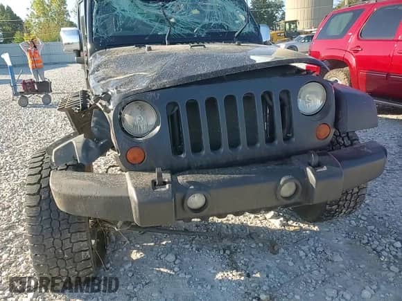 2008 Jeep Wrangler Unlimited X with VIN 1J4GA39198L531419, listed as a Copart auction lot 80160815 with 121,043 mi miles and Clean title. Bid and sale history available at DreamBid. Image 15.