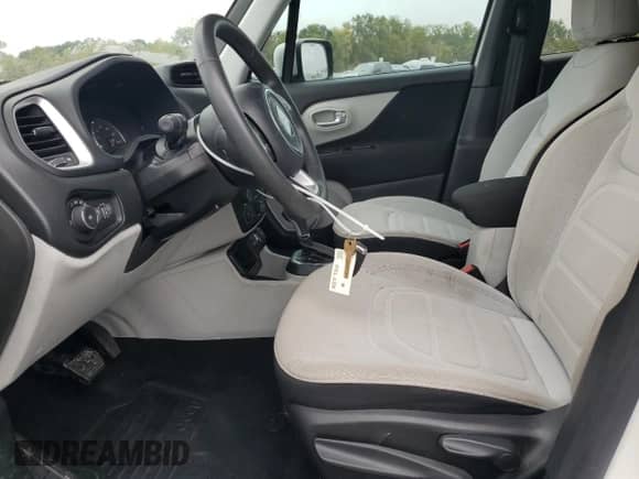 2018 Jeep Renegade Altitude with VIN ZACCJABB2JPH74664, listed as a Copart auction lot 84031315 with 82,735 mi miles and Salvage title. Bid and sale history available at DreamBid. Image 7.
