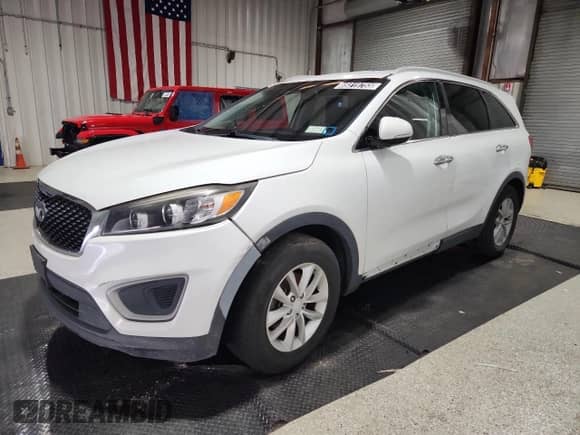 2018 Kia Sorento LX with VIN 5XYPG4A58JG356378, listed as a Copart auction lot 69319755 with 145,922 mi miles and Clean title. Bid and sale history available at DreamBid. Image 1.