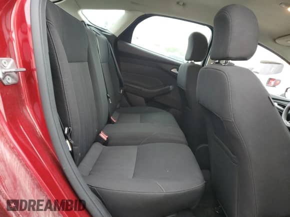 2015 Ford Focus SE with VIN 1FADP3K24FL342187, listed as a Copart auction lot 80678515 with 177,235 mi miles and Clean title. Bid and sale history available at DreamBid. Image 10.