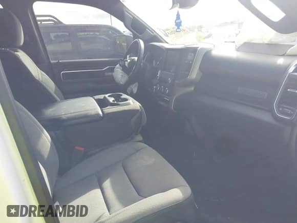 2024 Ram 1500 Big Horn with VIN 1C6RRFBG0RN233071, listed as a IAAI auction lot 41499265 with 29,268 mi miles and . Bid and sale history available at DreamBid. Image 5.