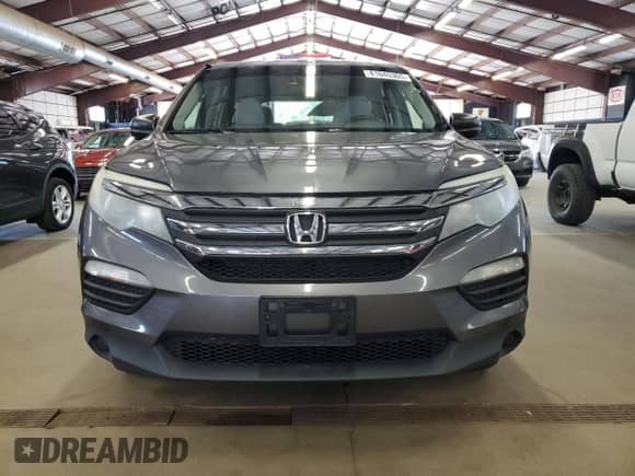 2016 Honda Pilot LX z VIN 5FNYF6H1XGB049350, wystawiony jako Copart lot #81045365 z przebiegiem 206 861 mil mil oraz Czysty tytuł • Clean title. Historia ofert i sprzedaży dostępna na DreamBid. Obrazek 5.