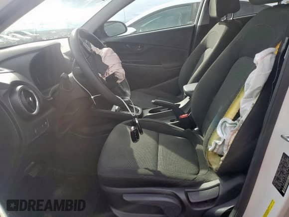 2022 Hyundai Kona SEL с VIN KM8K62AB3NU802797, выставлен на аукционе Copart как лот 83961955 с пробегом 30 563 миль миль и Списание • Salvage title. История ставок и продаж доступна на DreamBid. Изображение 7.