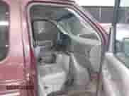2004 Ford Econoline Cargo с VIN 1FTRE14WX4HA29431, выставлен на аукционе IAAI как лот 41651440 с пробегом 247 750 миль миль и . История ставок и продаж доступна на DreamBid. Изображение 5.