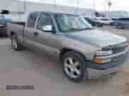 2002 Chevrolet Silverado 1500 LS with VIN 2GCEC19T221270290, listed as a IAAI auction lot 43084494 with 126,807 mi miles and . Bid and sale history available at DreamBid. Image 1.