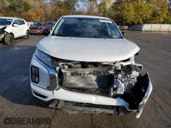 2022 Mitsubishi Outlander ES z VIN JA4ARUAU9NU021782, wystawiony jako Copart lot #87249595 z przebiegiem 48 476 mil mil oraz Nie do naprawy • Non repairable. Historia ofert i sprzedaży dostępna na DreamBid. Obrazek 5.