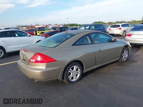 2007 Honda Accord EX-L with VIN 1HGCM72687A016786, listed as a IAAI auction lot 42906598 with 255,996 mi miles and . Bid and sale history available at DreamBid. Image 4.